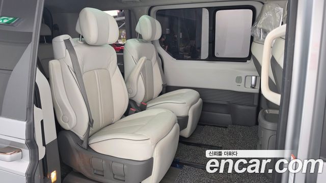 Hyundai Staria 2022 — photo 17