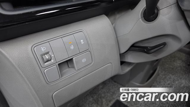 Hyundai Staria 2022 — photo 27
