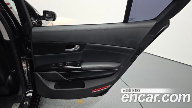 Kia K9 2013 — photo 15