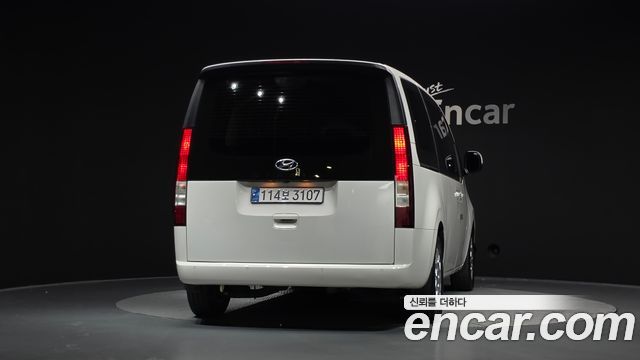 Hyundai Staria 2022 — photo 4