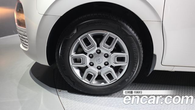 Hyundai Staria 2022 — photo 5