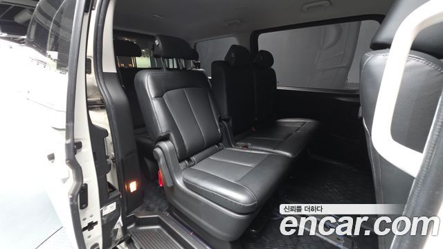 Hyundai Staria 2022 — photo 18