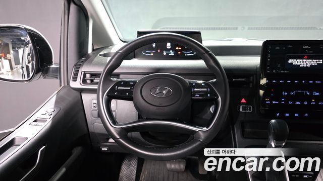 Hyundai Staria 2022 — photo 19