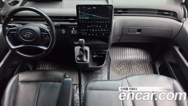Hyundai Staria 2022 — photo 7