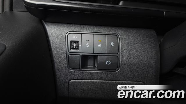 Hyundai Staria 2022 — photo 12
