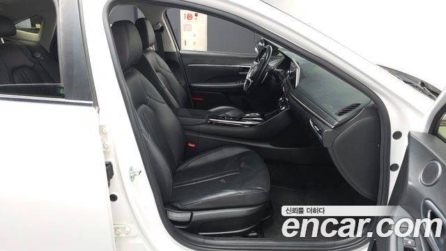Hyundai Sonata 2021 — photo 11