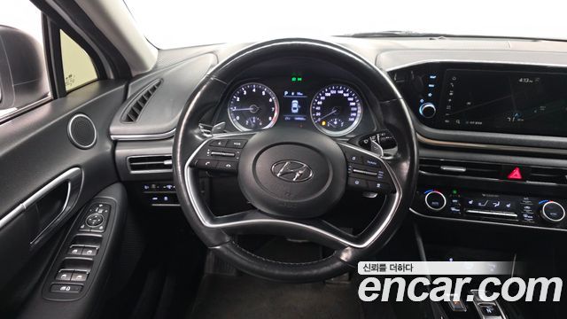 Hyundai Sonata 2021 — photo 13