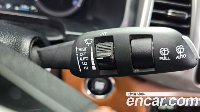KG Mobility Rexton 2019 — photo 30