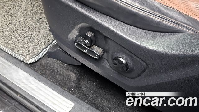 KG Mobility Rexton 2019 — photo 31