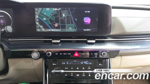 Kia Canival 2021 — photo 18