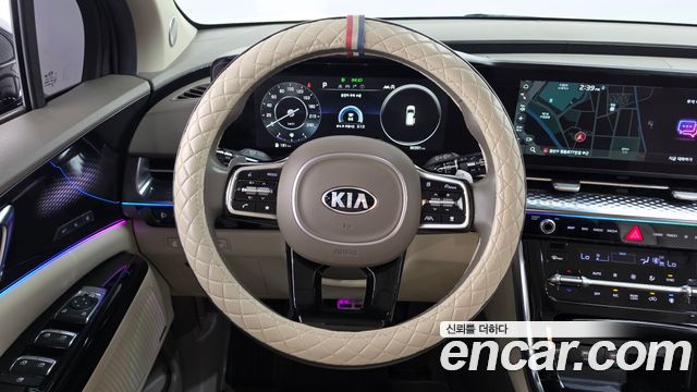 Kia Canival 2021 — photo 19