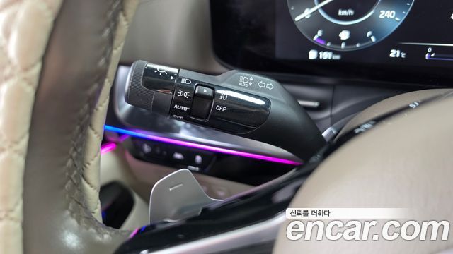 Kia Canival 2021 — photo 30