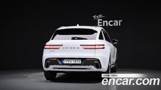 Genesis GV70 2023 — photo 4