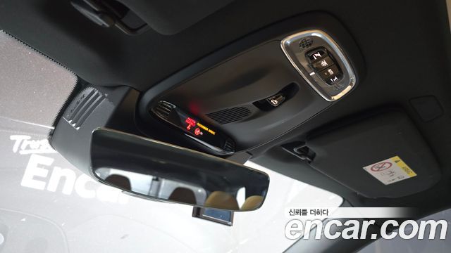 Volvo XC90 2020 — photo 24