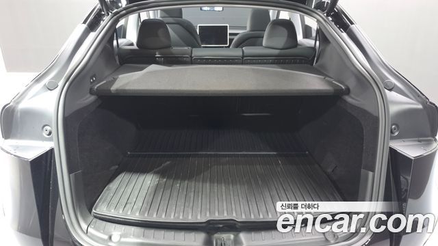 Tesla Model Y 2025 — photo 26