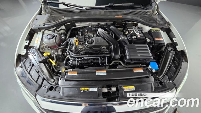 Volkswagen Jetta 2023 — photo 6