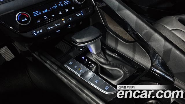 Hyundai AVANTE 2024 — photo 12
