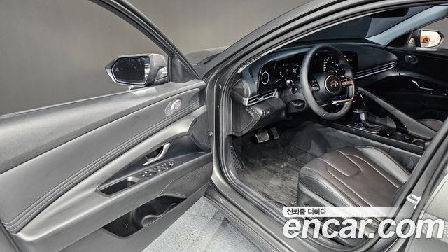 Hyundai AVANTE 2024 — photo 13