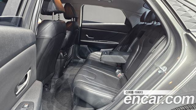Hyundai AVANTE 2024 — photo 17