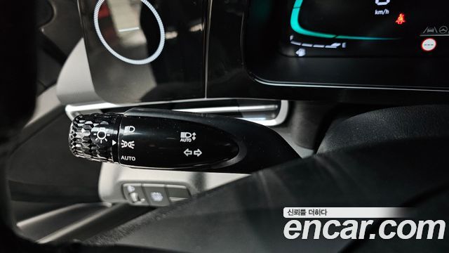 Hyundai AVANTE 2024 — photo 19