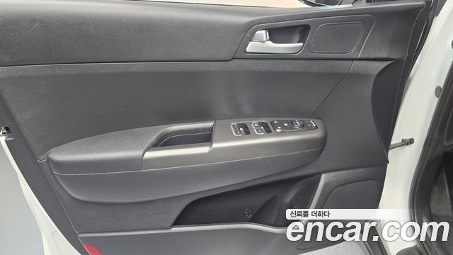 Kia Sportage 2019 — photo 14