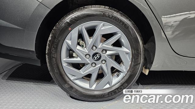 Hyundai AVANTE 2024 — photo 5