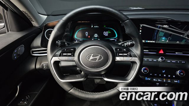 Hyundai AVANTE 2024 — photo 14