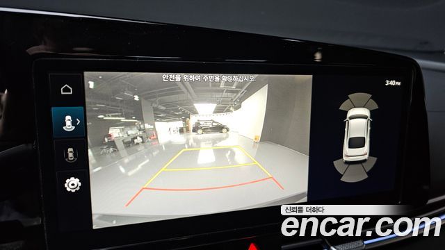 Hyundai AVANTE 2024 — photo 16