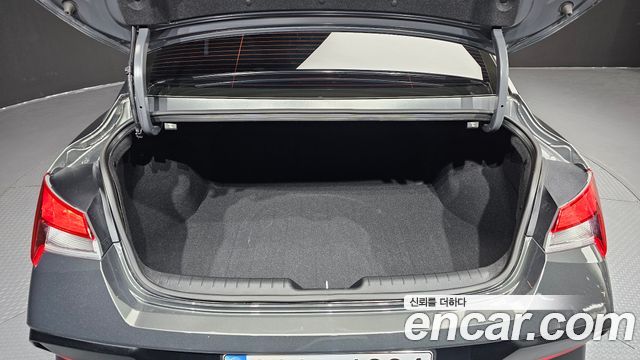 Hyundai AVANTE 2024 — photo 20