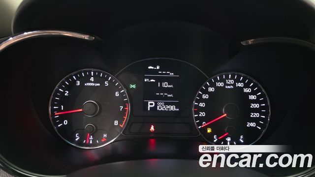 Kia K3 2013 — photo 11