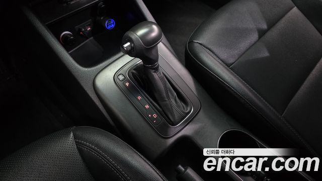 Kia K3 2013 — photo 12