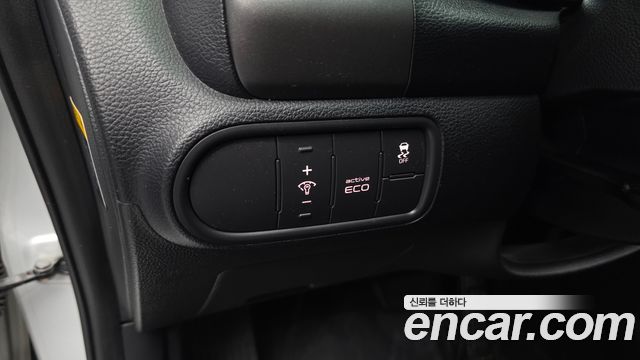 Kia K3 2013 — photo 26