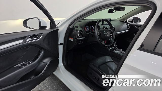 Audi A3 2015 — photo 10
