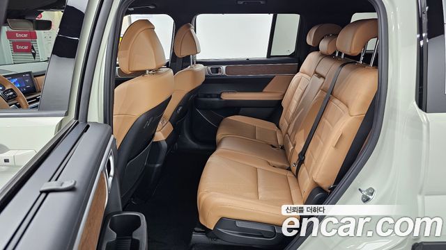 Hyundai Santafe 2024 — photo 12