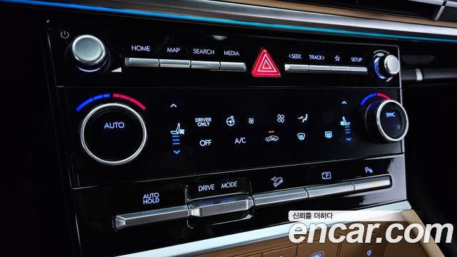 Hyundai Santafe 2024 — photo 16