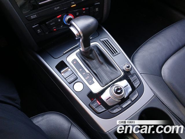 Audi A4 2014 — photo 9