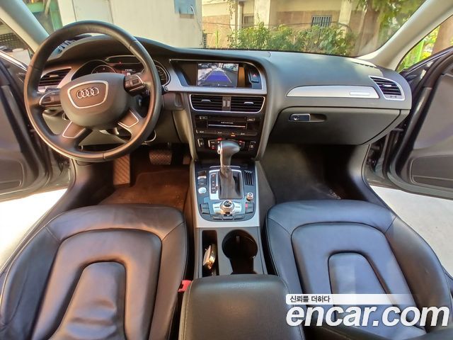 Audi A4 2014 — photo 10