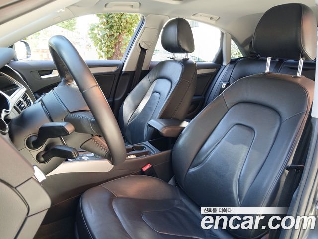 Audi A4 2014 — photo 11