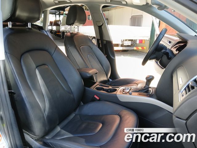 Audi A4 2014 — photo 13
