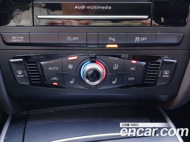 Audi A4 2014 — photo 18