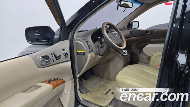 Kia Canival 2014 — photo 13