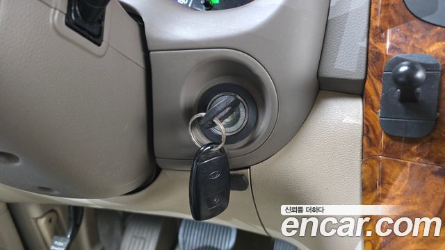 Kia Canival 2014 — photo 24