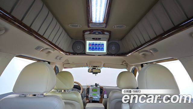 Kia Canival 2014 — photo 25