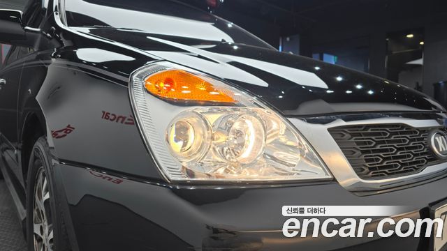 Kia Canival 2014 — photo 8