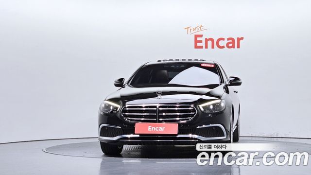 Mercedes-Benz E-Class 2021 — photo 3