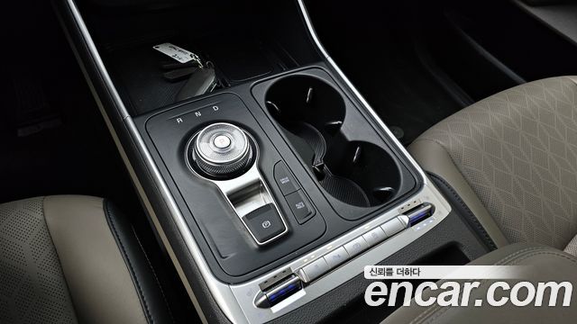 Kia Canival 2025 — photo 9