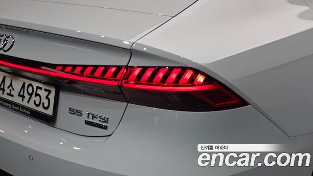 Audi A7 2020 — photo 9