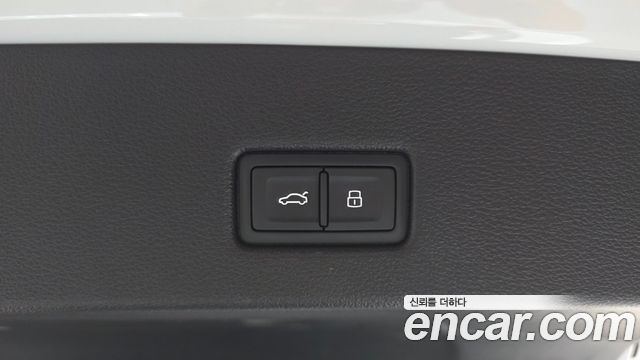 Audi A7 2020 — photo 37