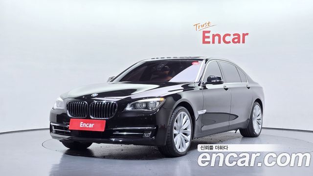 BMW 7-Series 2015 — photo 1