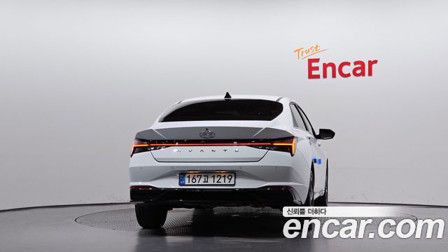 Hyundai AVANTE 2023 — photo 4
